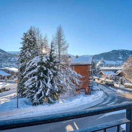 2 Pieces A Megeve, Proche Du Centre Et Des Telecabines, Avec Balcon Et Parking - Fr-1-453-120 Megeve